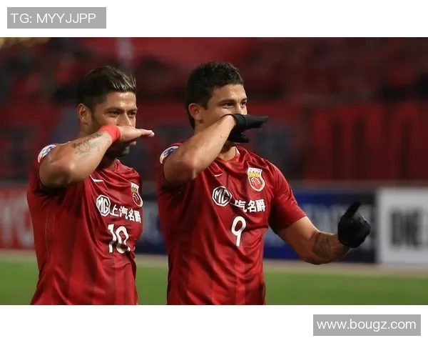 前恒大球员与上港球星共同评价恒大足球风格与发展现状 前恒大球员与上港球星共同评价恒大足球风格与发展现状